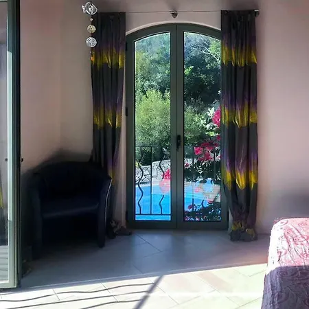 Vila Secluded Amadeus,hammam & Tennis *