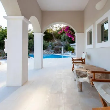 Secluded Amadeus,hammam & Tennis
