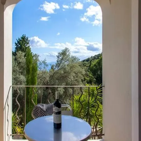 Secluded Amadeus,hammam & Tennis *